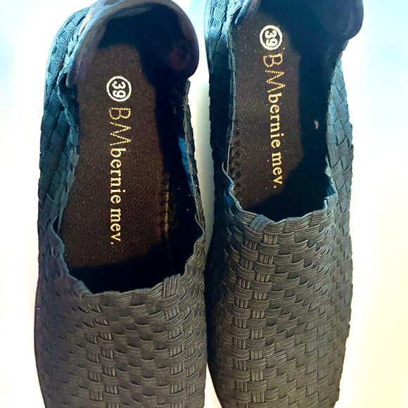 NWOT Bernie Mev shoes, black, size 8.5 - Picture 5 of 5